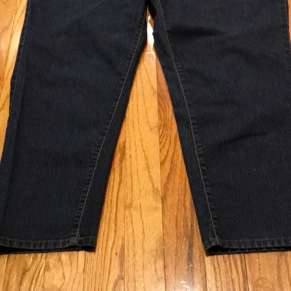 👖 Avenue Denim~Ankle Jeans 👖👖 - Picture 4 of 10